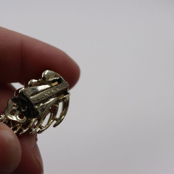 Lisner Vintage Pearl Rhinestone Clip-On Earrings 1" - Iridescent Costume - Picture 3 of 10